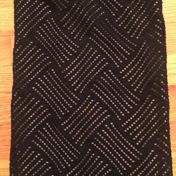 NWOT HOST PICK Bebe black dress - Picture 4 of 6